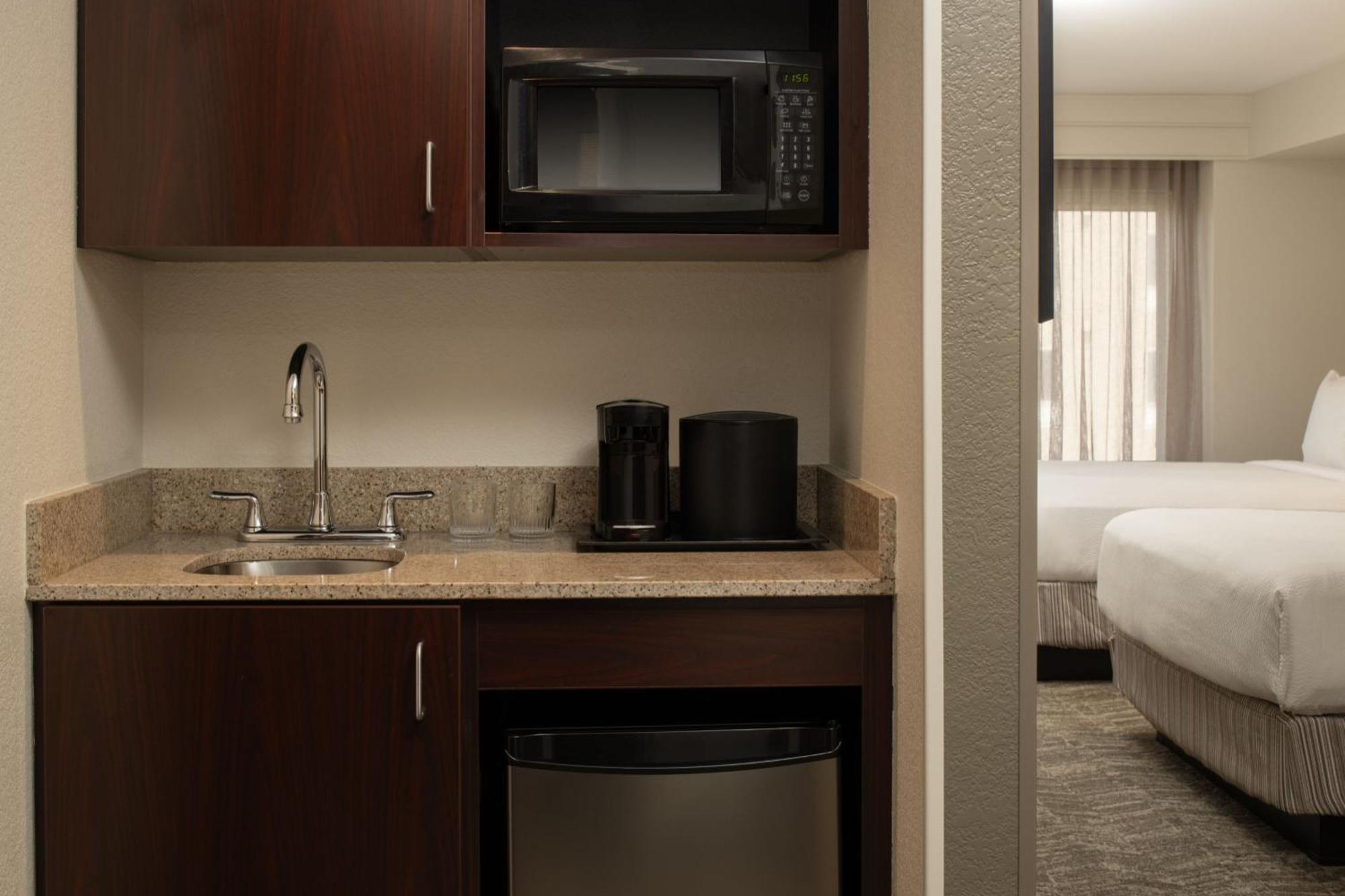 Springhill Suites By Marriott Medford Bagian luar foto